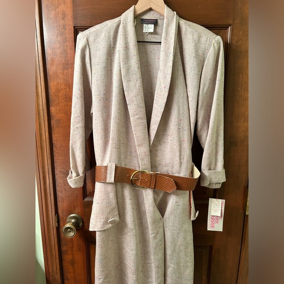 TINA BARRIE NWT VTG 80s Cute Belted dress. Size 16 - Picture 6 of 10